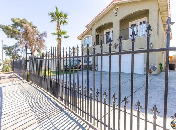 920 E 4TH ST, CALEXICO, CA 92231