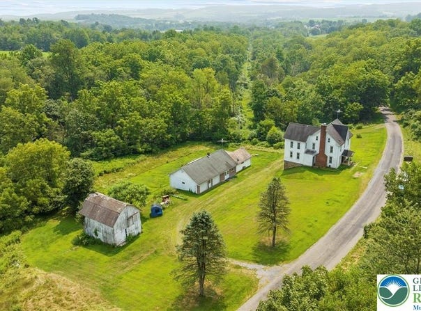 7651 7653 Autumn Road, Lynn Twp, PA 18066