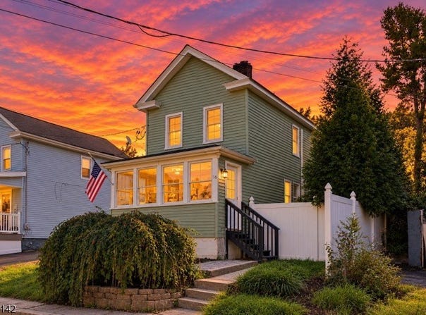 16 Green St, Oxford Twp., NJ 07863-3264