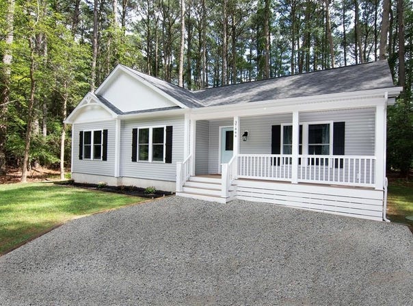 37444 CASTAWAY DR, GREENBACKVILLE, VA 23356