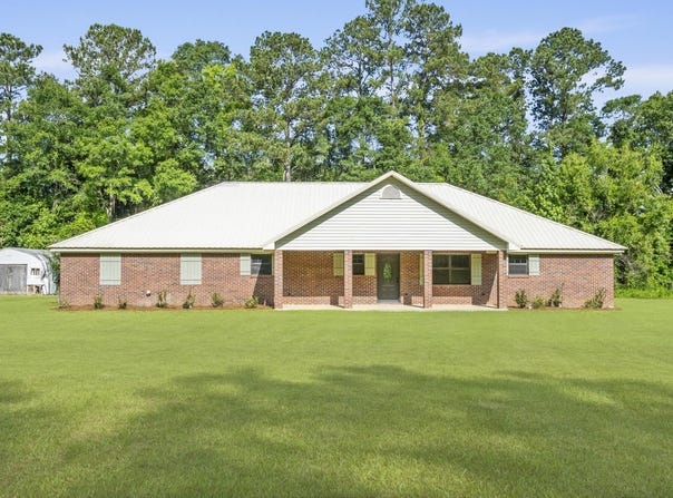 1121 Tatum Salt Dome Rd., Lumberton, MS 39455