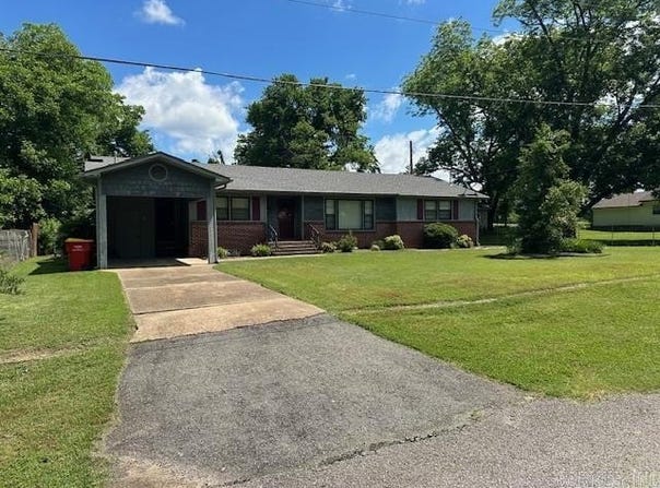 603 E Valley Street, Morrilton, AR 72110