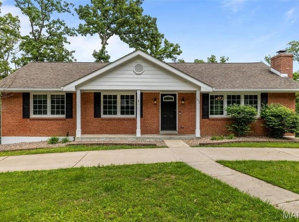 102 Tiger Drive, Wentzville, MO 63385