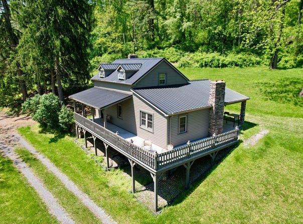 426  Hemlock Rd, Williamsburg, PA 16693