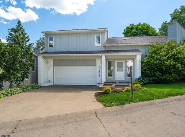 902 Stewart Place, Morgantown, WV 26505