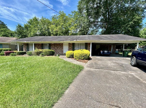 123 City Park Cir., Hattiesburg, MS 39401