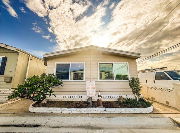 12062 W Edinger Avenue, Santa Ana, CA 92704