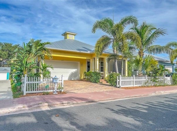412 SW Akron Avenue, Stuart, FL 34994