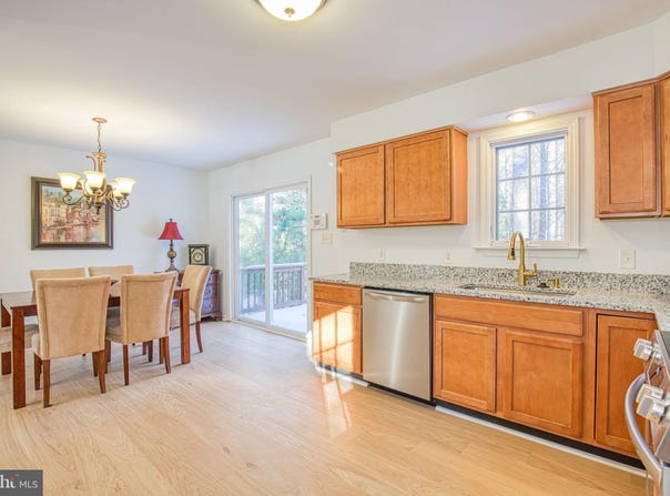 65 FRANCIS, MONTROSS, VA 22520
