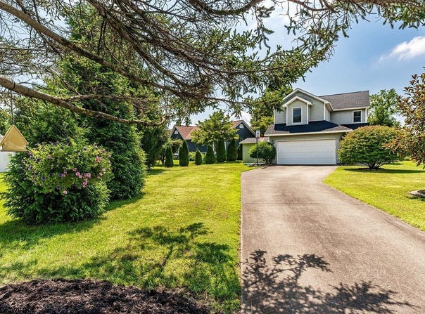 3013 Evergreen Lane, Morgantown, WV 26505