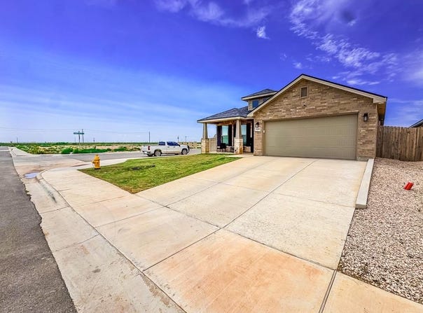 1201 Loess St., Midland, TX 79705