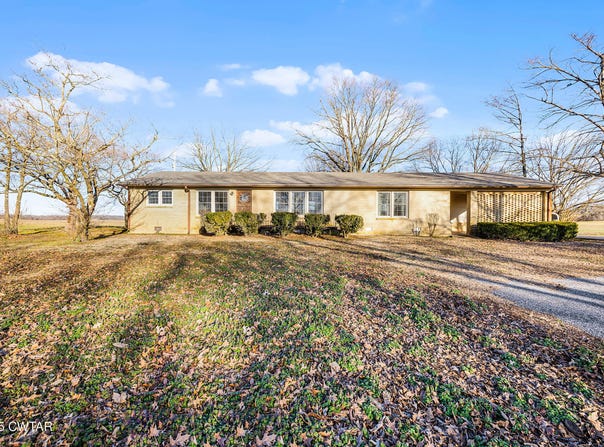 1734 Riddick Road, Friendship, TN 38034