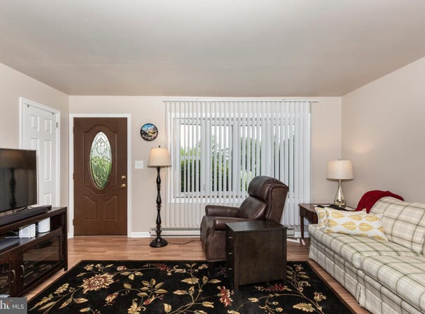 832 LEISTERS CHURCH ROAD, WESTMINSTER, MD 21157