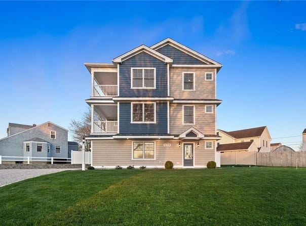 25 Scallop Shell Road, Narragansett, RI 02882