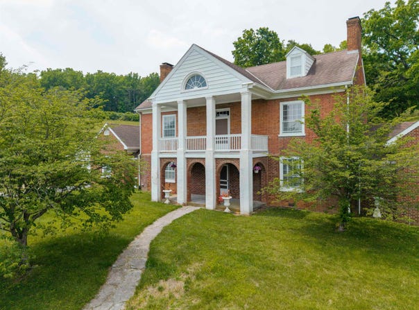 610 NEW HOPE RD, STAUNTON, VA 24401
