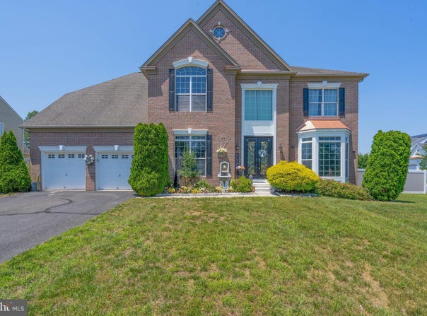201 LURAY DRIVE, WILLIAMSTOWN, NJ 08094