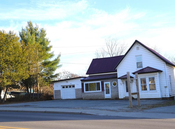 620 East Main Street, Newport City, VT 05855