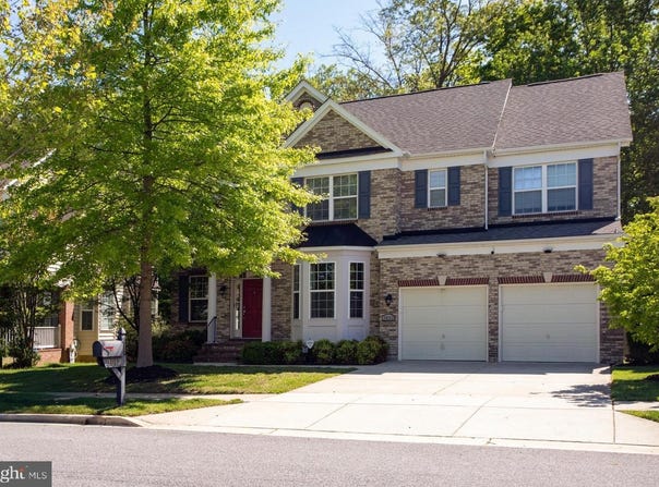 3012 LAKE FOREST DR, UPPER MARLBORO, MD 20774