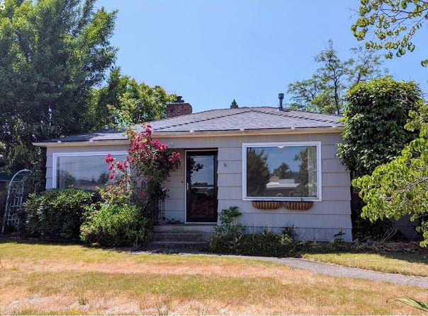 1891 LINNELL AVE, Roseburg, OR 97471