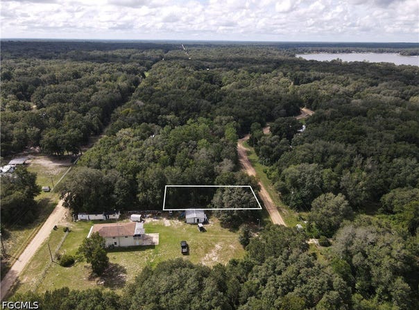 Franklin St, Interlachen, FL 32148