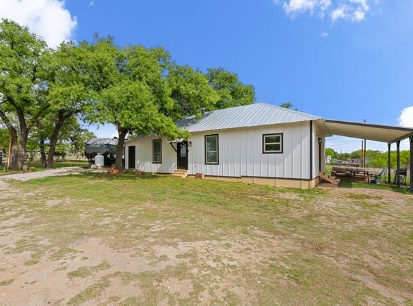13613 State Hwy 16, Willow City, TX 78675