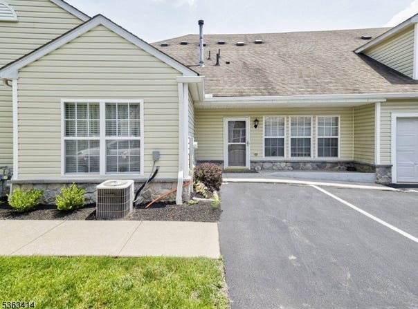 184 Federal Point Blvd, Lawrence Twp., NJ 08648-6504