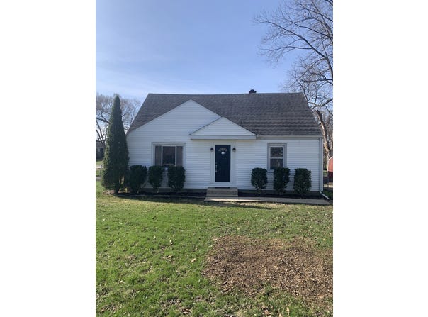 26w441 Geneva Road, Wheaton, IL 60187