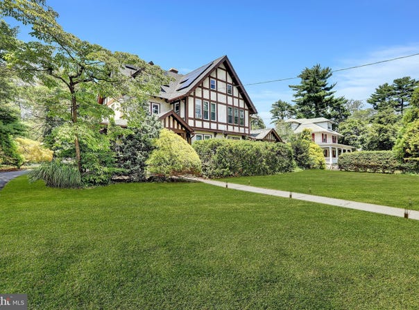 51 N EVERGREEN AVENUE, WOODBURY, NJ 08096
