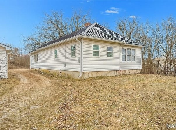 1311 Beck Lane, Lebanon, MO 65536