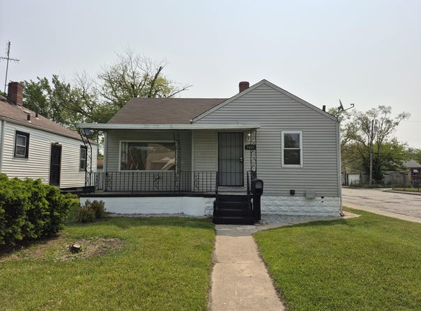 2691 Jackson Street, Gary, IN 46407