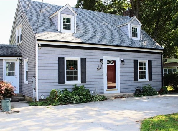 252 South Main Street, Coventry, RI 02816
