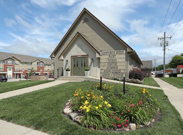 924 Otley Avenue, Perry, IA 50220