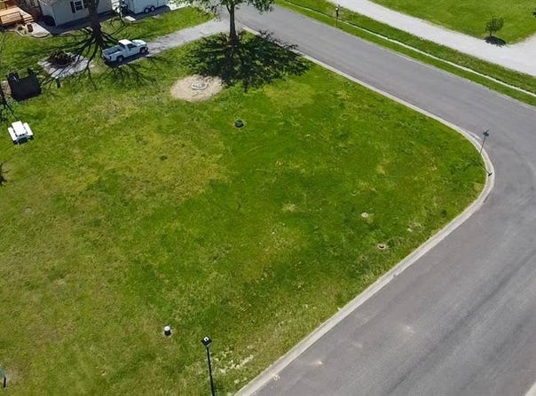 300 Freedom Drive, Hecker, IL 62248