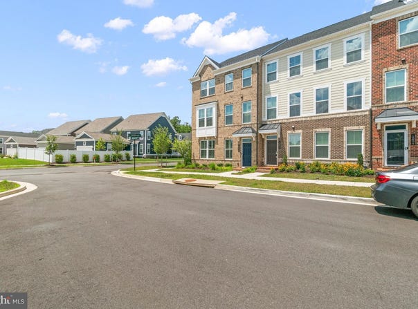 10802 BECKENHAM STREET, BALTIMORE, MD 21220