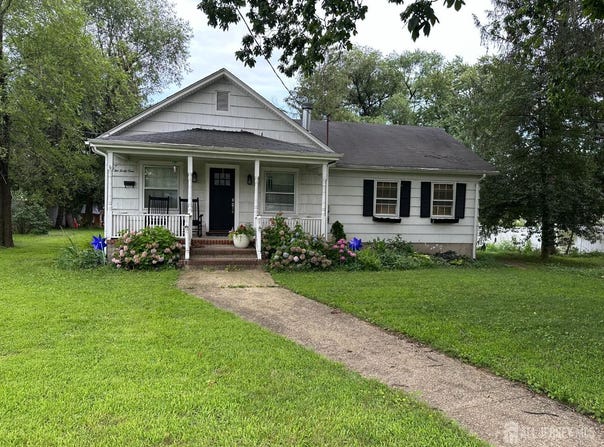 241 Van Dorn Street, Keyport, NJ 07735