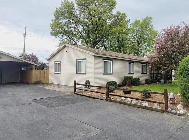 1414 Beard Street, Port Huron, MI 48060