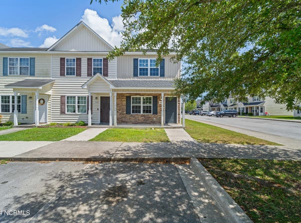 1000 Banister Loop, Jacksonville, NC 28546