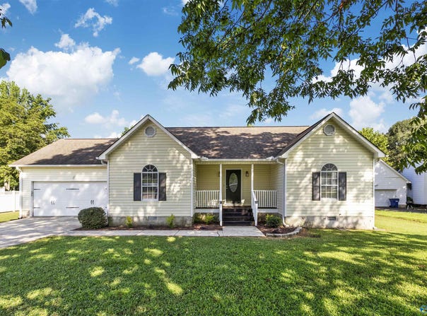 1215 Heatherwood Drive, Arab, AL 35016