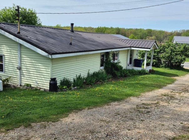 3350 Lacey Road, Dowling, MI 49050