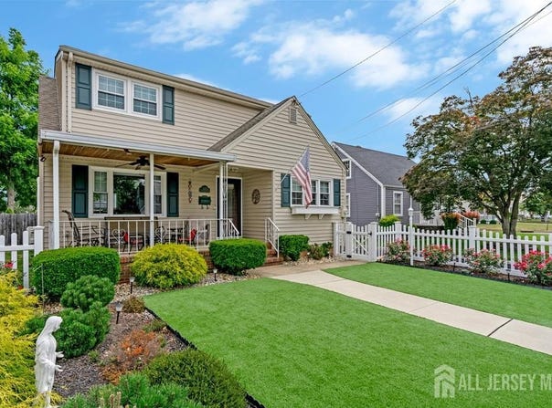 229 Harris Avenue, Middlesex, NJ 08846