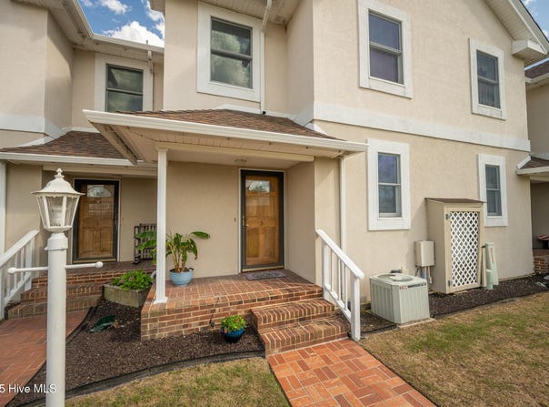 103 Continental Drive, Elizabeth City, NC 27909