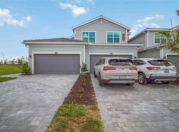 19223 CHERRYSTONE WAY, BRADENTON, FL 34211