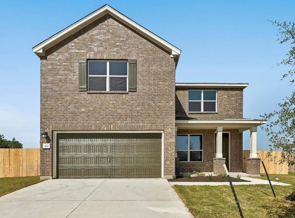 307 Summit DR, Lockhart, TX 78644