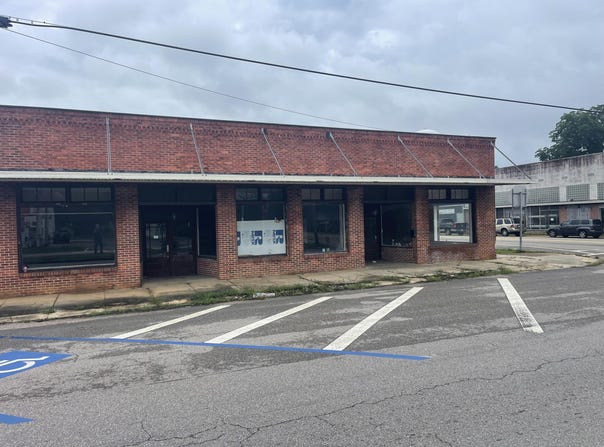 300 W Main Ave, Lumberton, MS 39455