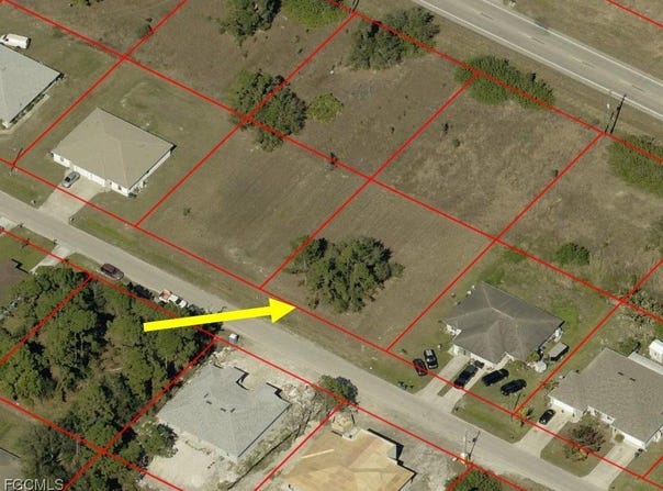4520/4522 24TH ST SW, Lehigh Acres, FL 33973