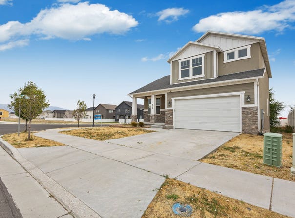 312 W SAPPHIRE, Tooele, UT 84074