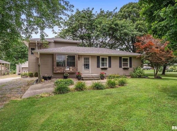 13118 65TH Avenue, Blue Grass, IA 52726