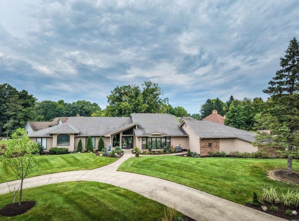 601 Choctaw Pass, Fort Wayne, IN 46825-2004