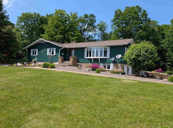 117642 WINDFALL HILL ROAD, Athens, WI 54411