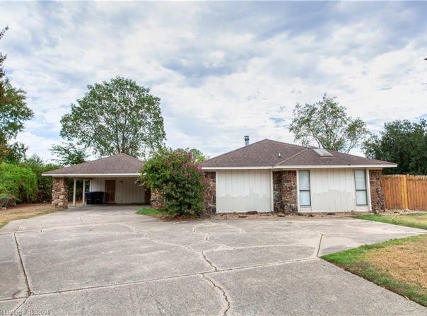 3227 60th ST, Fort Smith, AR 72903